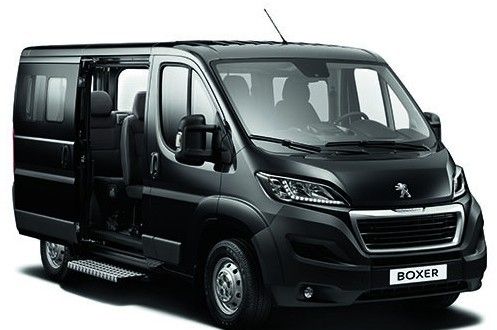 Peugeot Boxer minibus