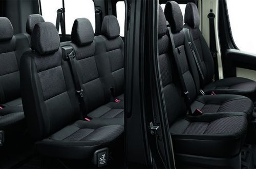 Peugeot Boxer minibus